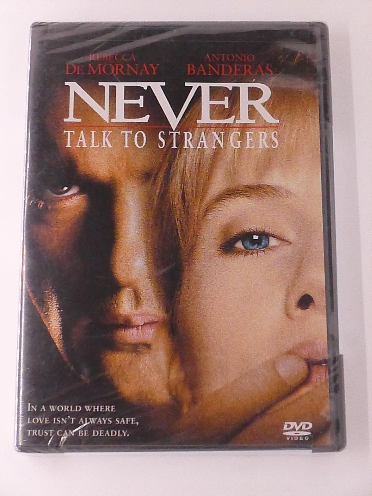 Never Talk to Strangers (DVD, 1995) - NEW24