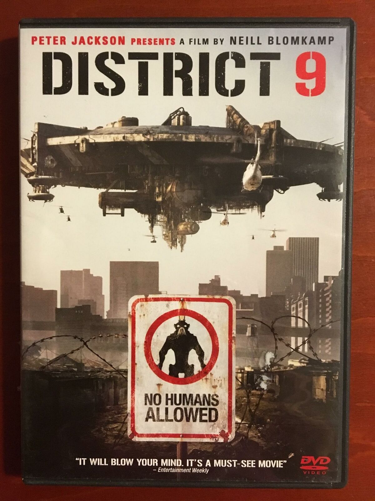 District 9 (DVD, 2009) - K10