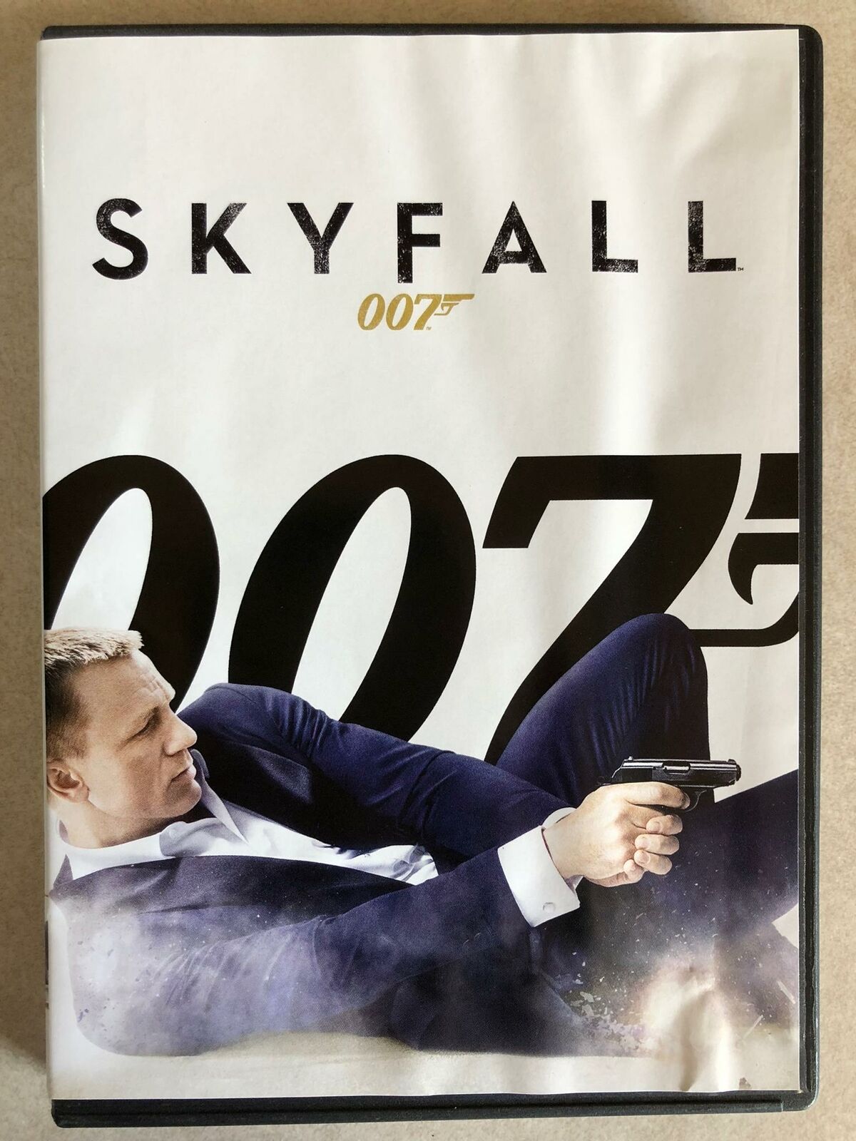 Skyfall (DVD, 2012, James Bond) - K0107