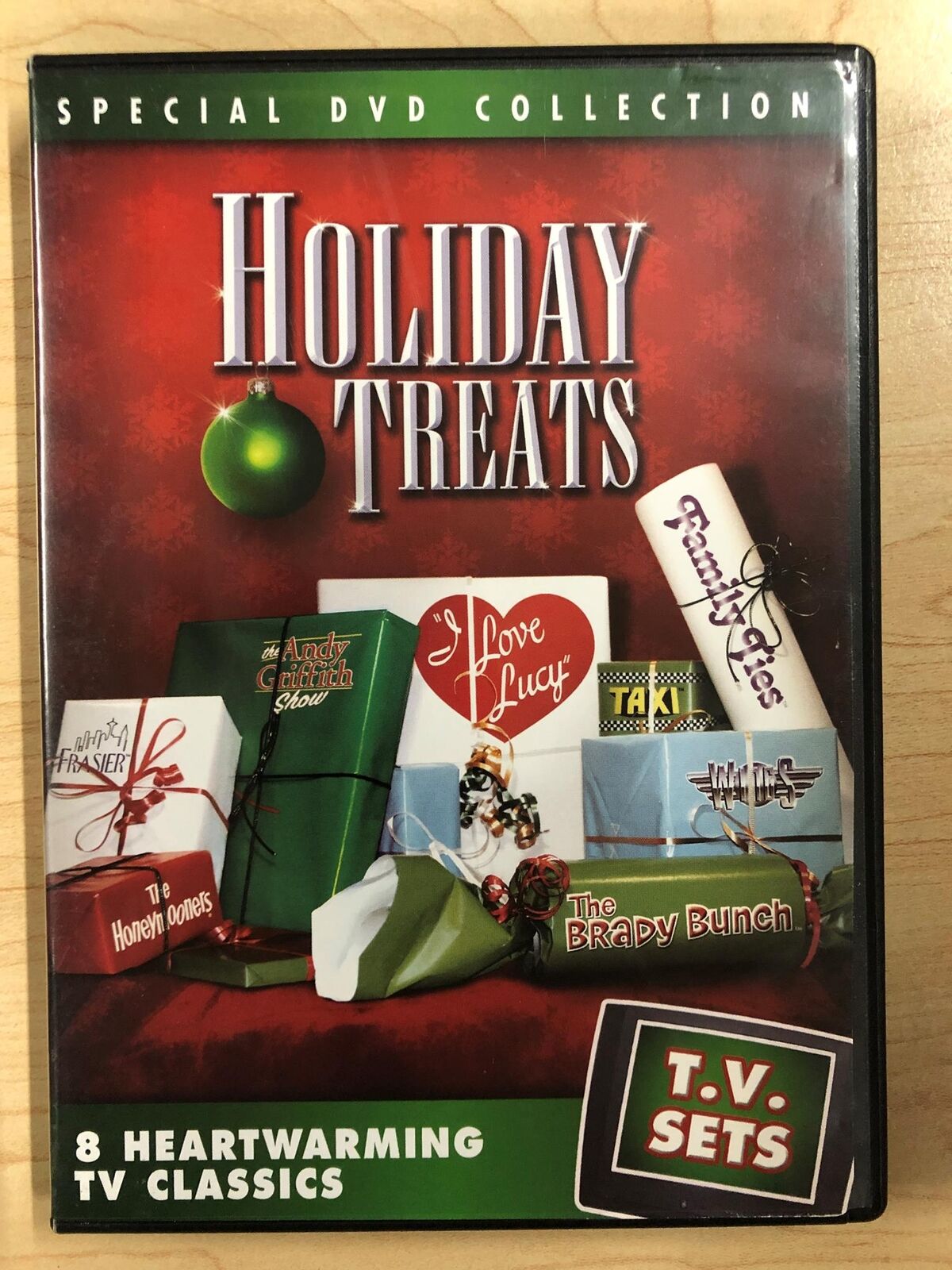 Holiday Treats - I love Lucy, Frasier, Wings, Taxi... (DVD, 8 episodes) - K9
