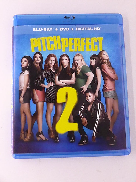 Pitch Perfect 2 (Blu-ray, DVD, 2015) - J0917