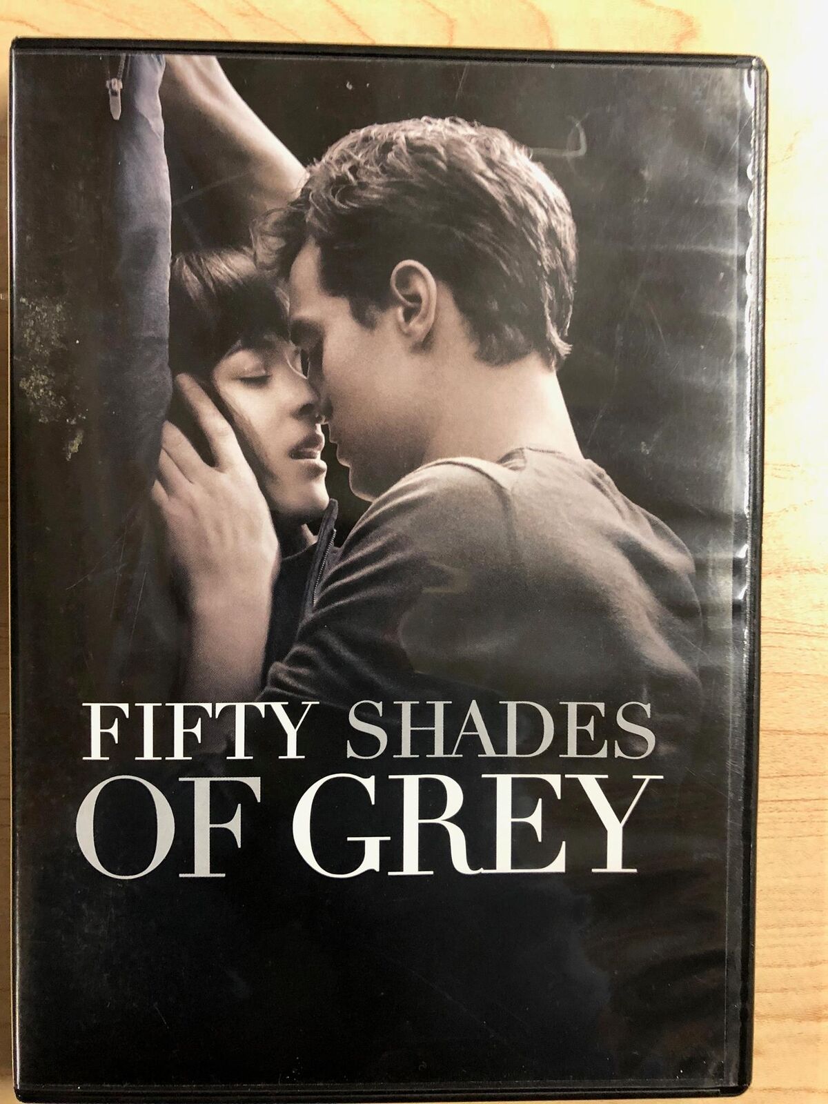 Fifty Shades of Grey (DVD, 2015) - J0917