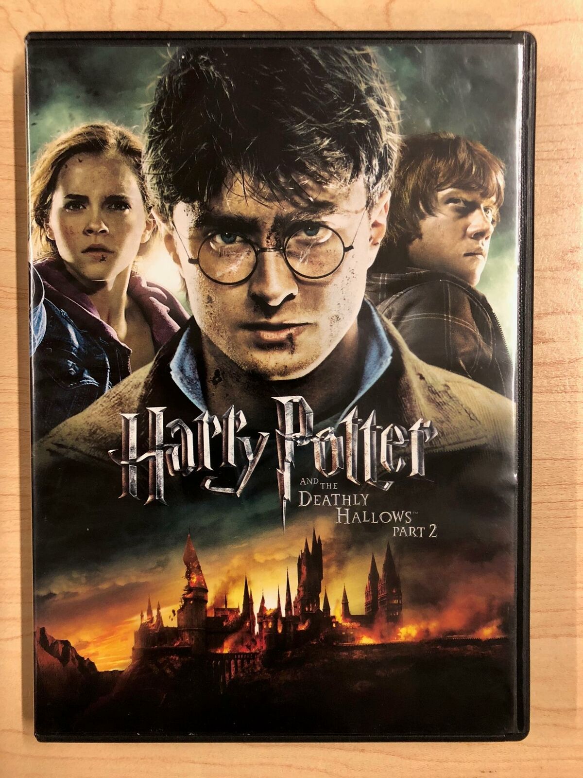 Harry Potter and the Deathly Hallows Part 2 (DVD, 2011) - J1231