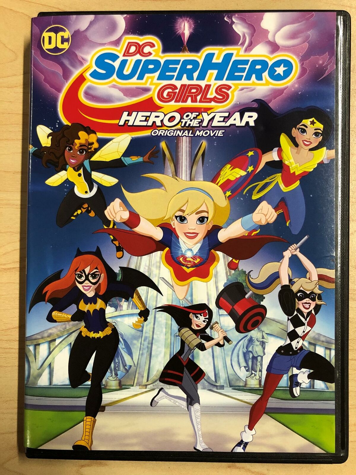 DC SuperHero Girls - hero of the Year (DVD, 2016) - K8