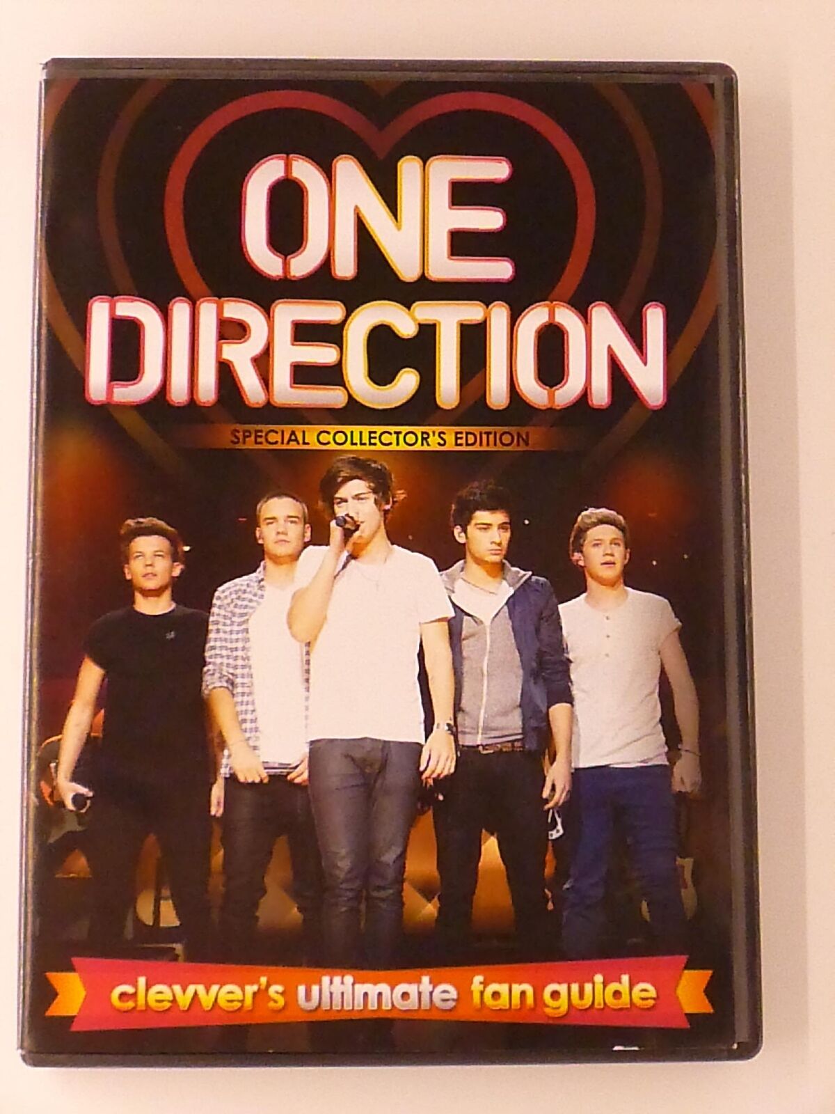 One Direction - Clevvers ultimate fan guide (DVD, special collectors ed. - I0123