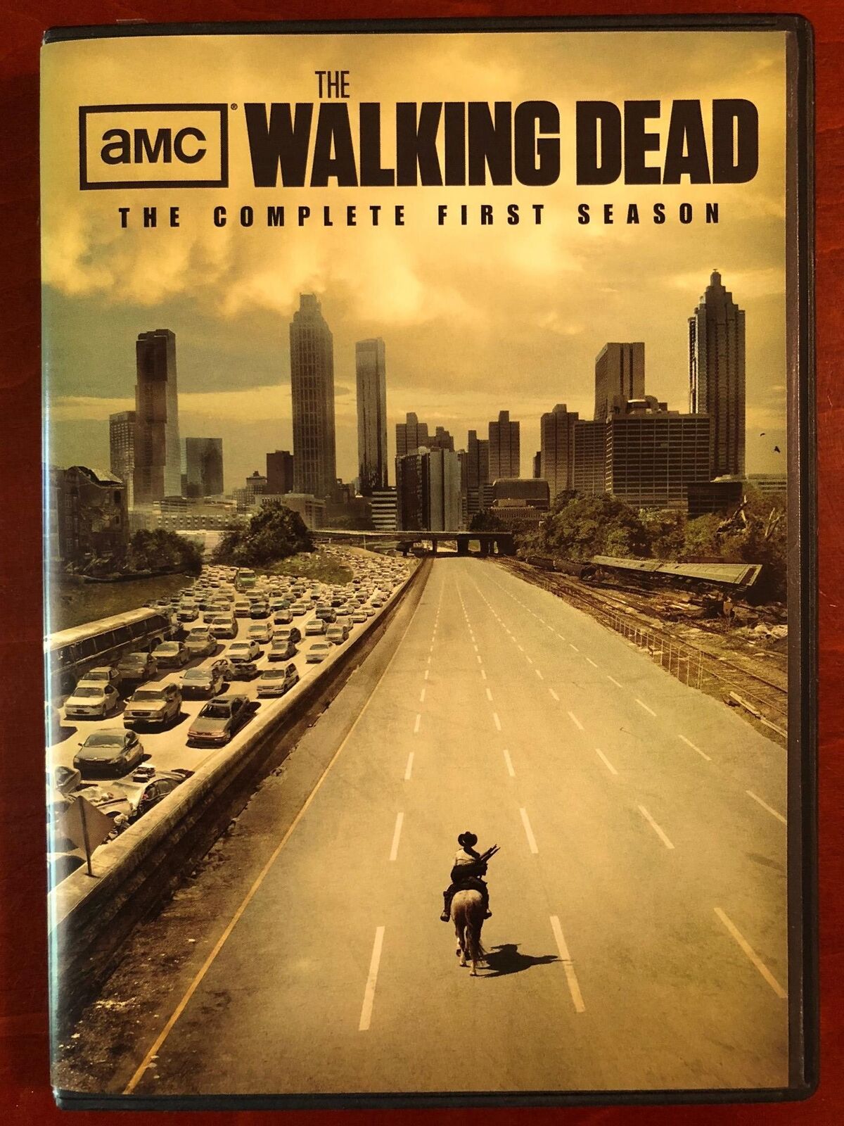 The Walking Dead - The Complete First Season (DVD, 2010) - K0303