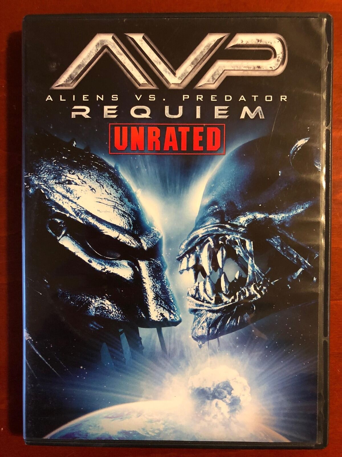 Aliens Vs. Predator - Requiem (DVD, 2007, Unrated) - K8