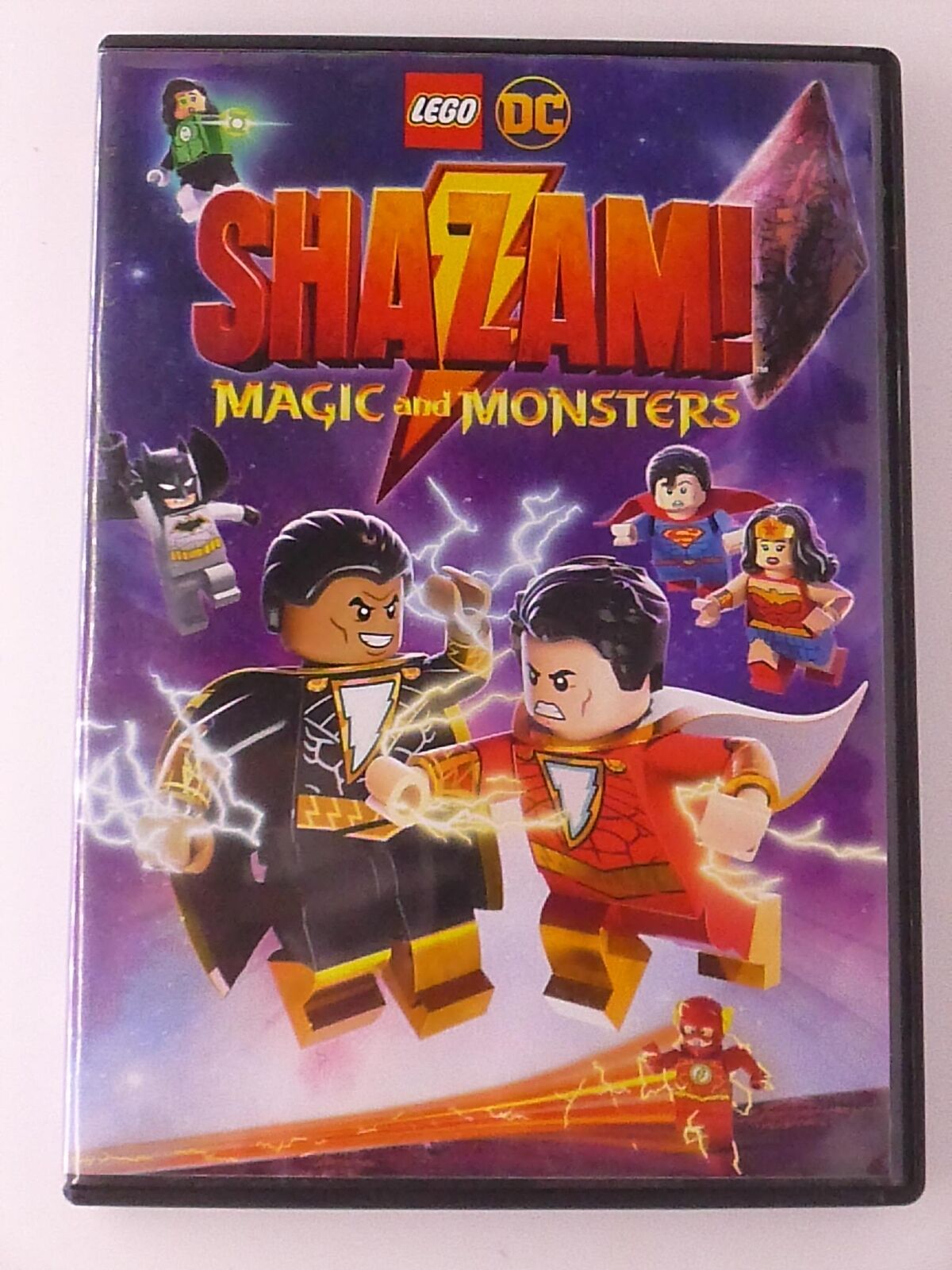 LEGO DC Shazam - Magic and Monsters (DVD) - K0303