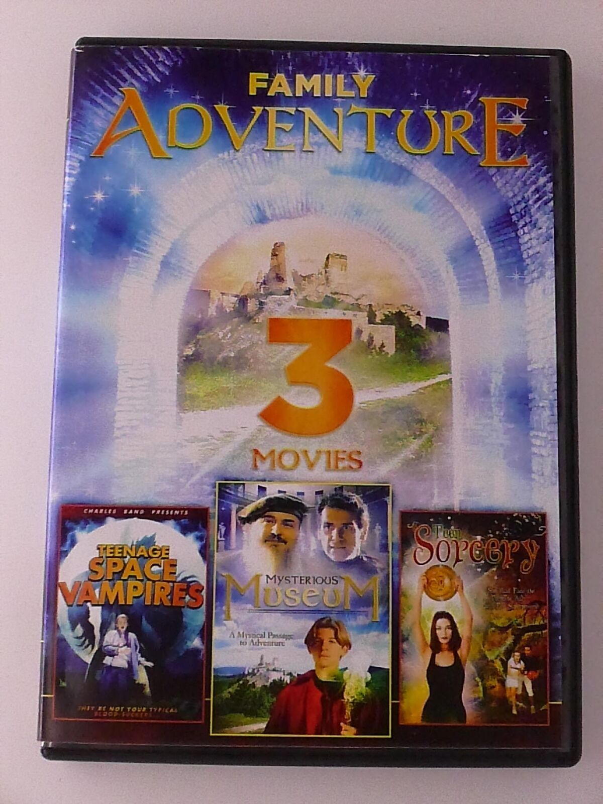 Family Adventure - Mysterious Museum, Teen Sorcery, Teen.. (DVD, 3-film) - K0303