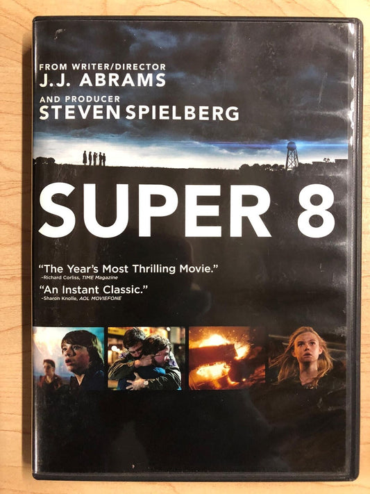 Super 8 (DVD, 2011) - K10