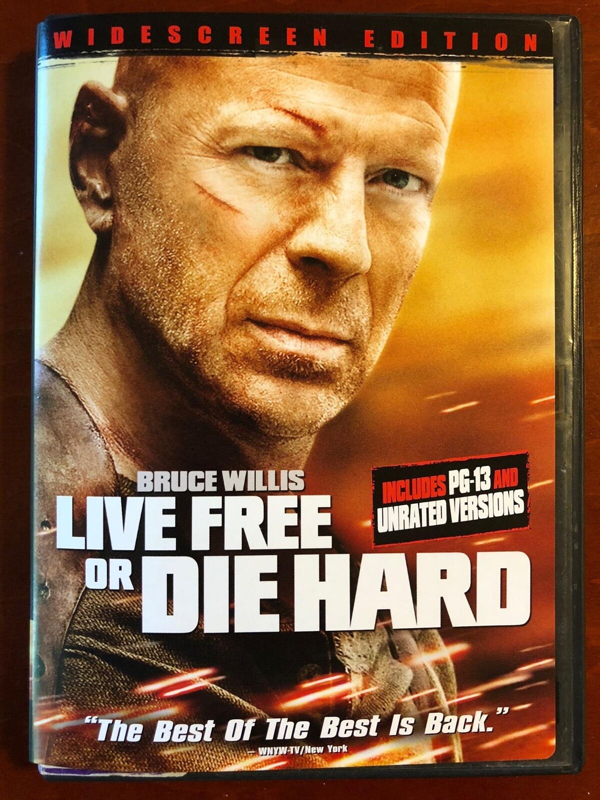 Live Free or Die Hard (DVD, Widescreen, 2007) - J0129