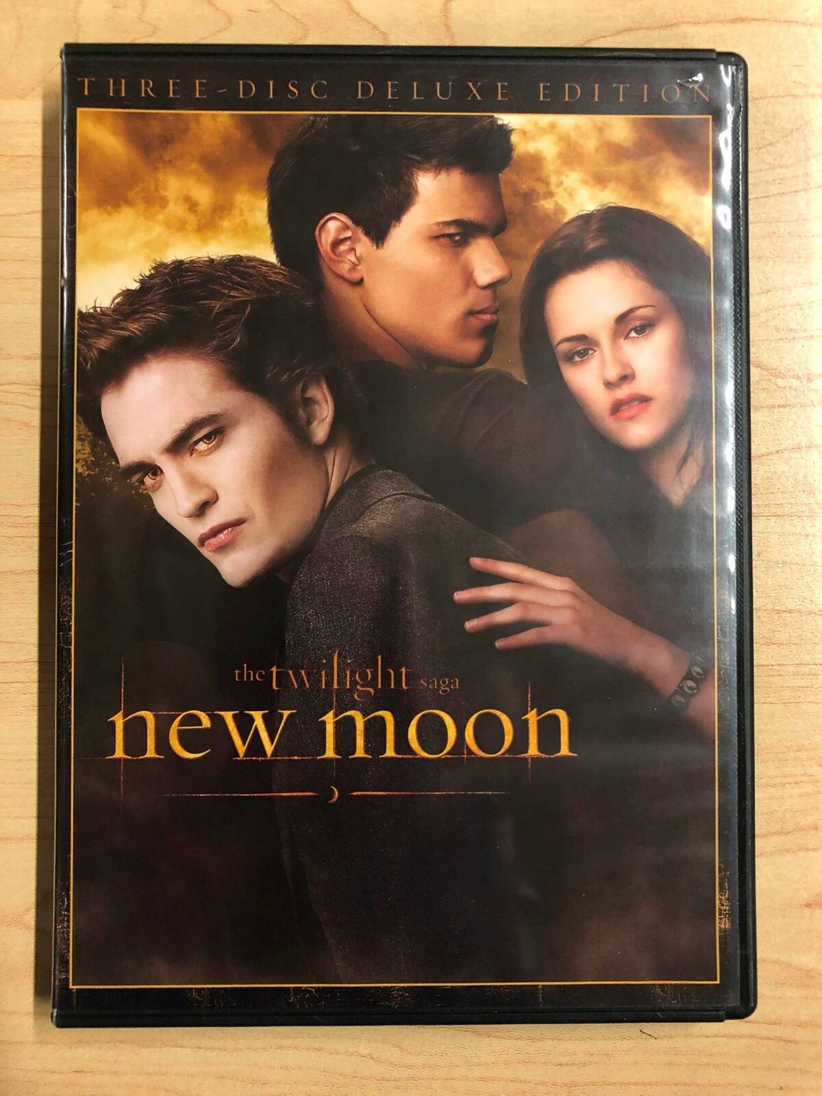 The Twilight Saga - New Moon (DVD, 2009, 3-disc deluxe edition) - G0906