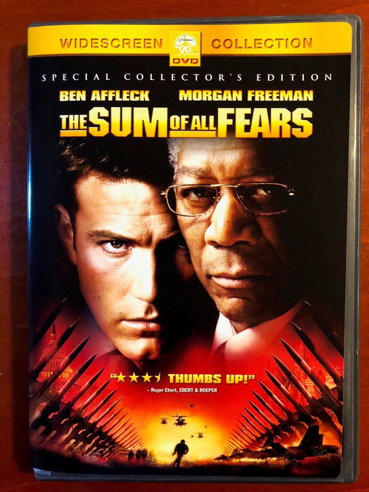 The Sum of All Fears (DVD, 2002, widescreen) - J1105