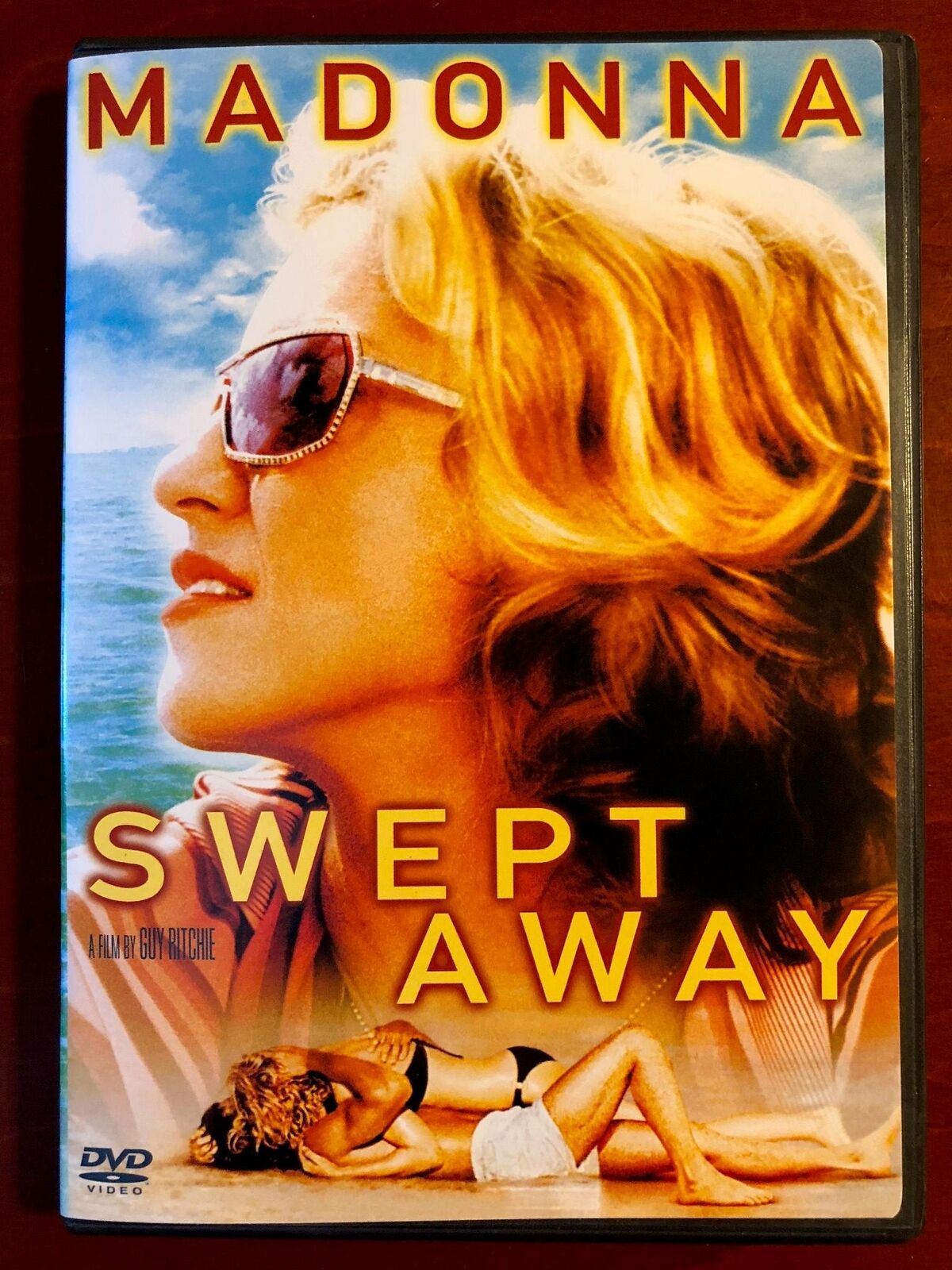 Swept Away (DVD, 2002) - J0319
